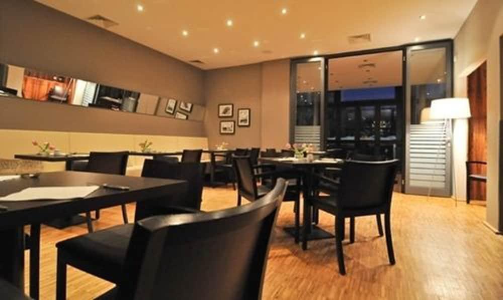 Aspria Berlin Ku'Damm Sport & Spa Ресторан фото